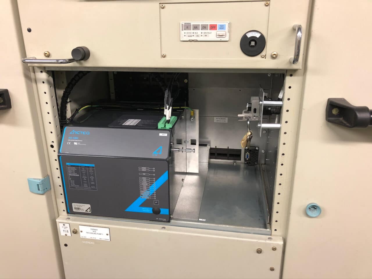 Arcteq arc flash protection system with AQ1000 arc quenching device to