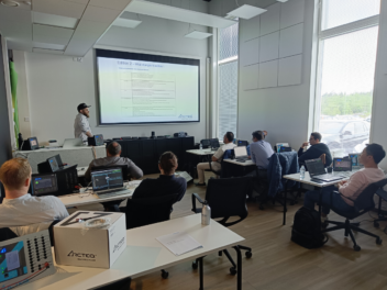 Partner Training 122 (2)