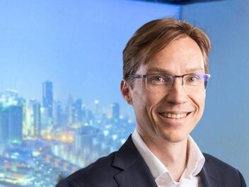 juha-arvola-1200px_smaller_hero